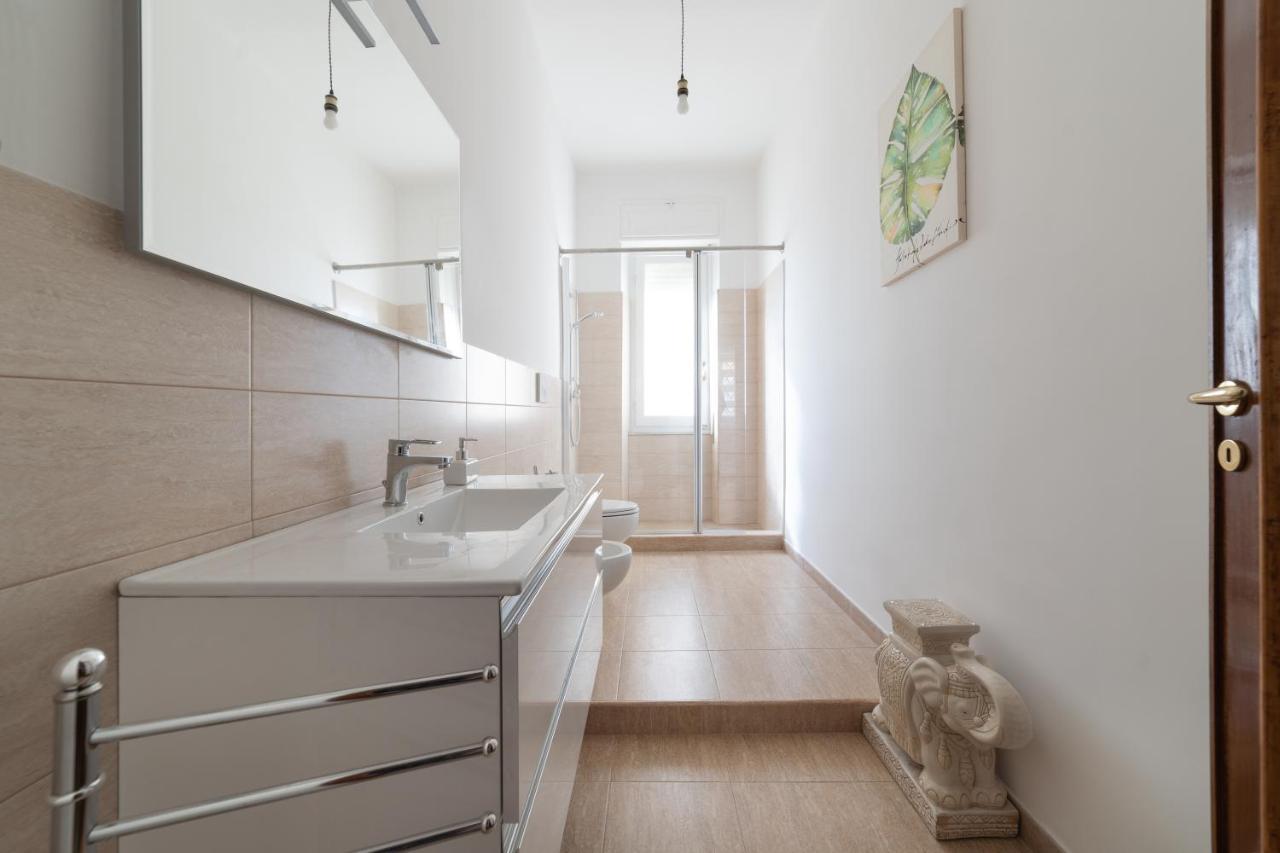 Budget Apartment Roma 70 Stazione Centrale Cagliari Dış mekan fotoğraf